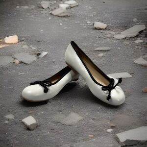 Onyx White With Black Contrast Trim Ballet Flat Shoes Faux Leather Women's EU 37